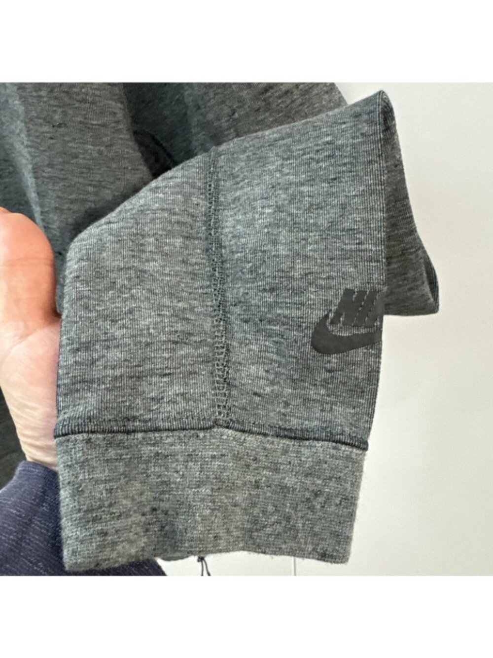Nike Men’s Tech Fleece Pullover Sweatshirt Turtleneck - Size L Gray - Picture 2 of 13